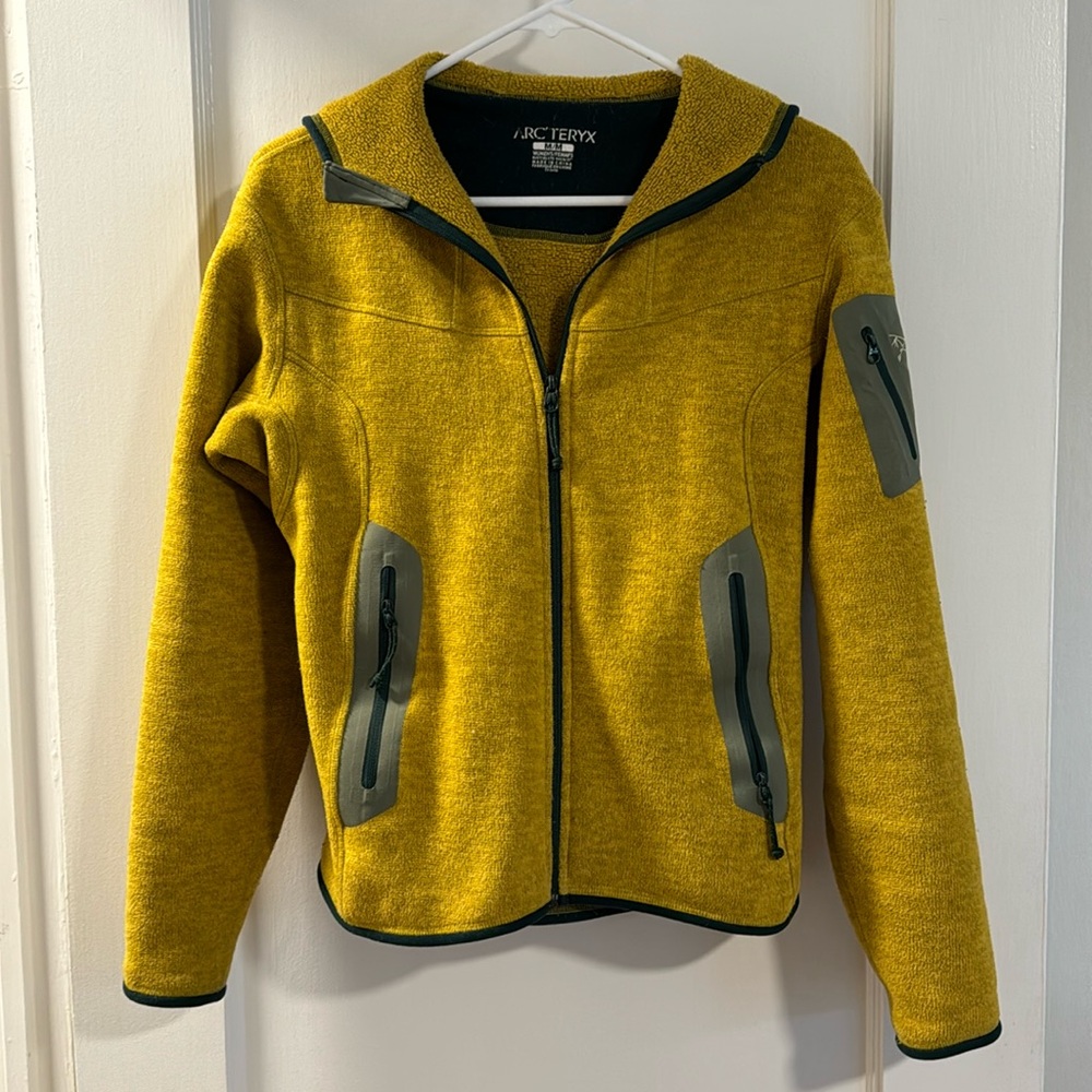 Arc’teryx Sweater